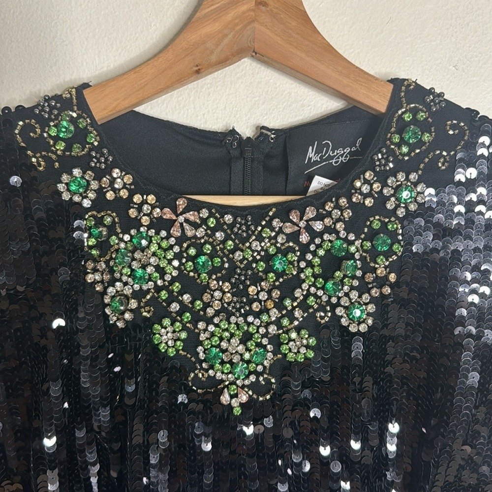 Mac Duggal Sequined Embellished Collar Gown in Black Green size 6 style 93613 - Picture 10 of 16